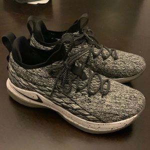Lebron 15l low top - Size 10.5